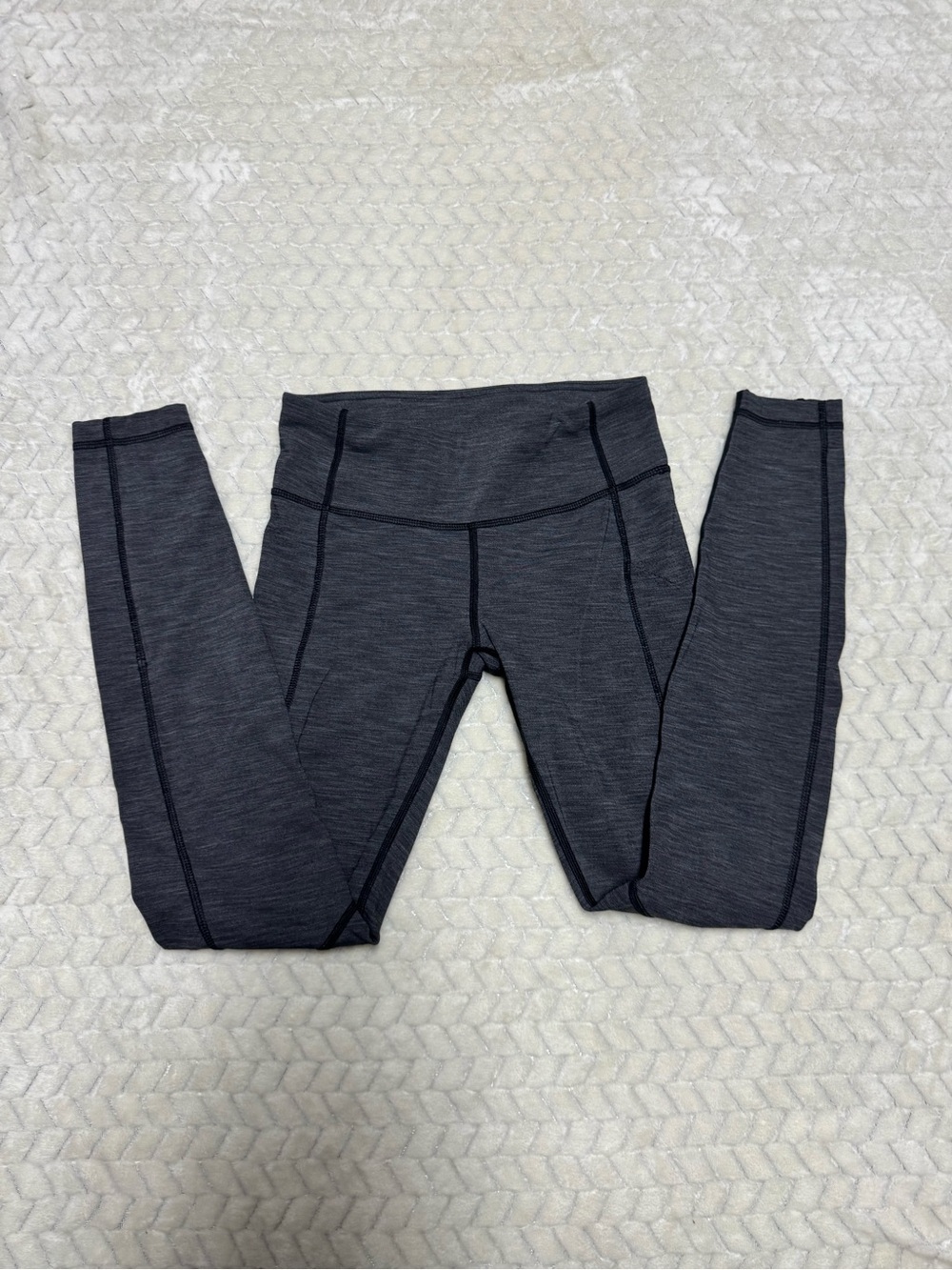 lululemon athletica Charcoal Gray Workout Leggings with Zippered Pocket - Picture 2 of 7